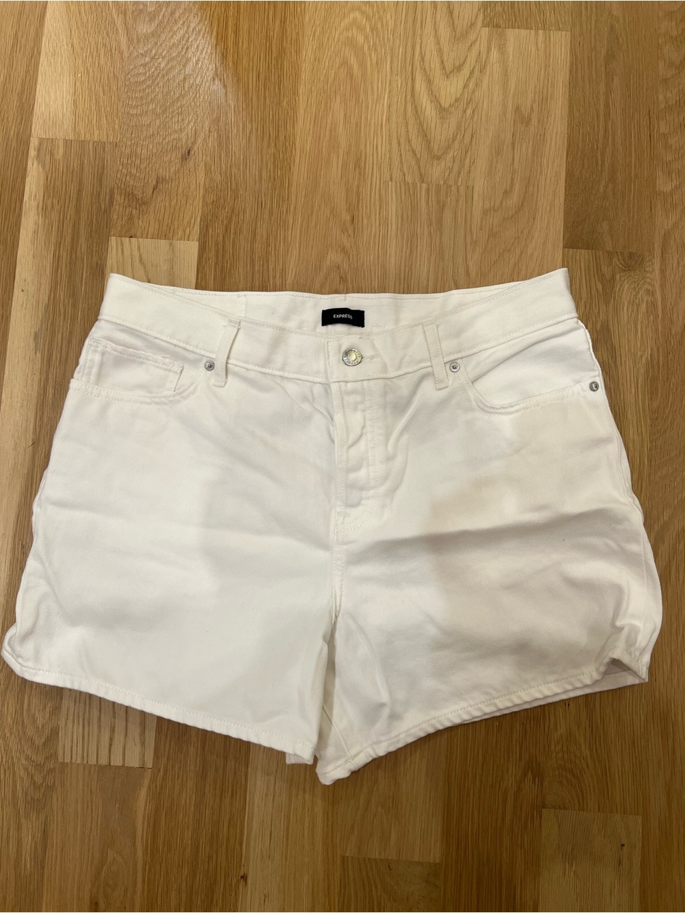Express White Women's 5 button Denim Shorts - Mid Rise 4” inseam